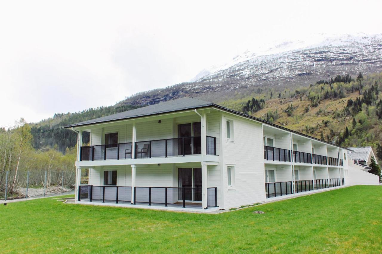 Loen Apartments Екстериор снимка